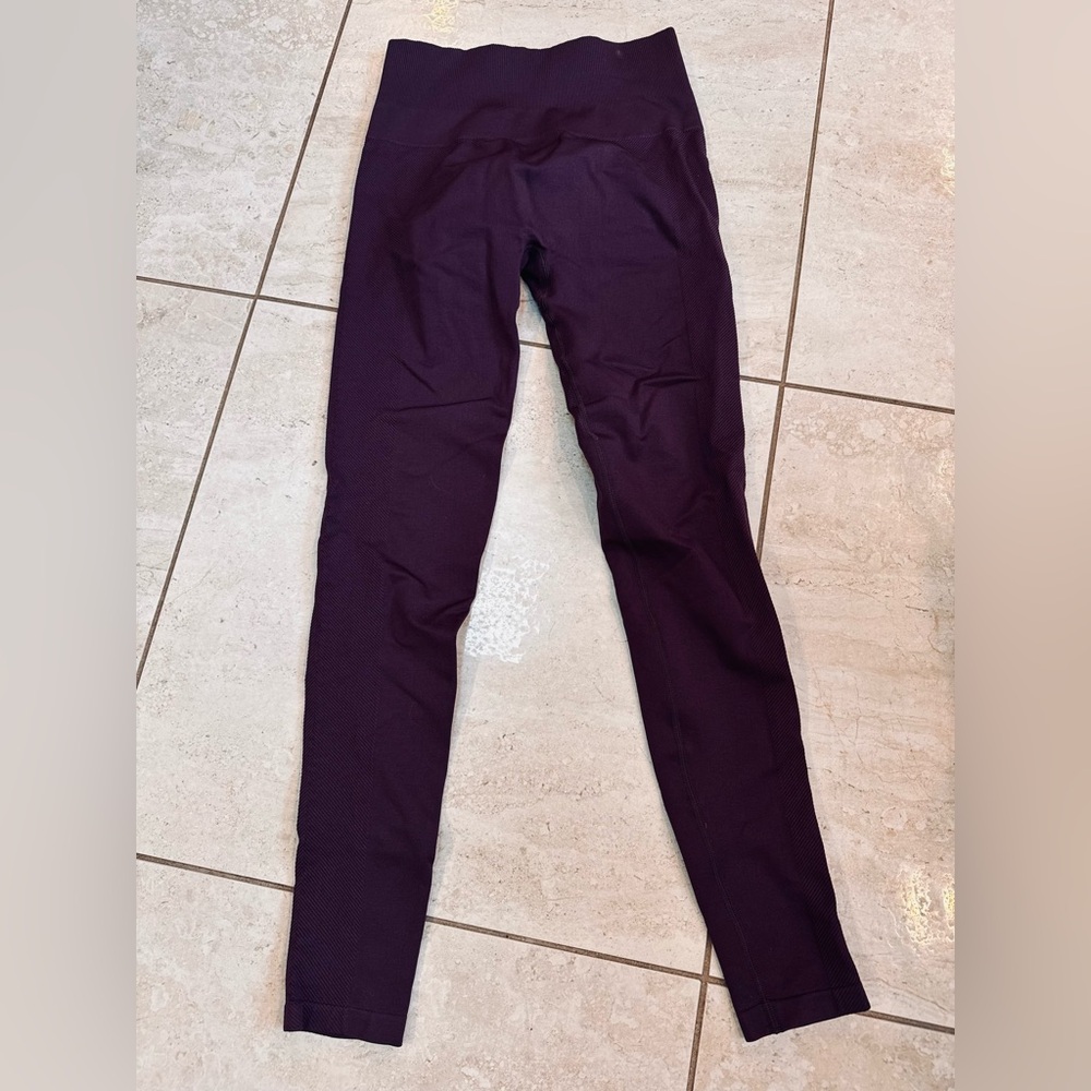 Spiritual Gangster Plum Leggings